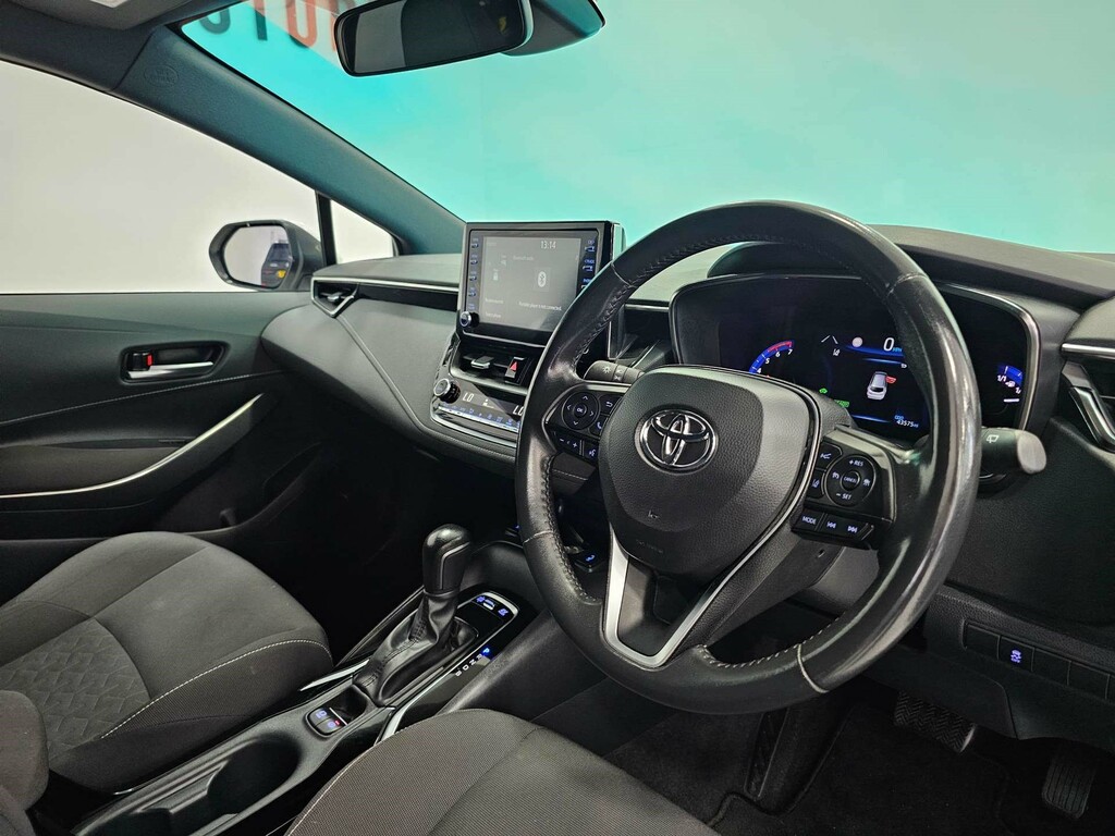 Toyota Corolla Corolla Design Hev Cvt Red #28