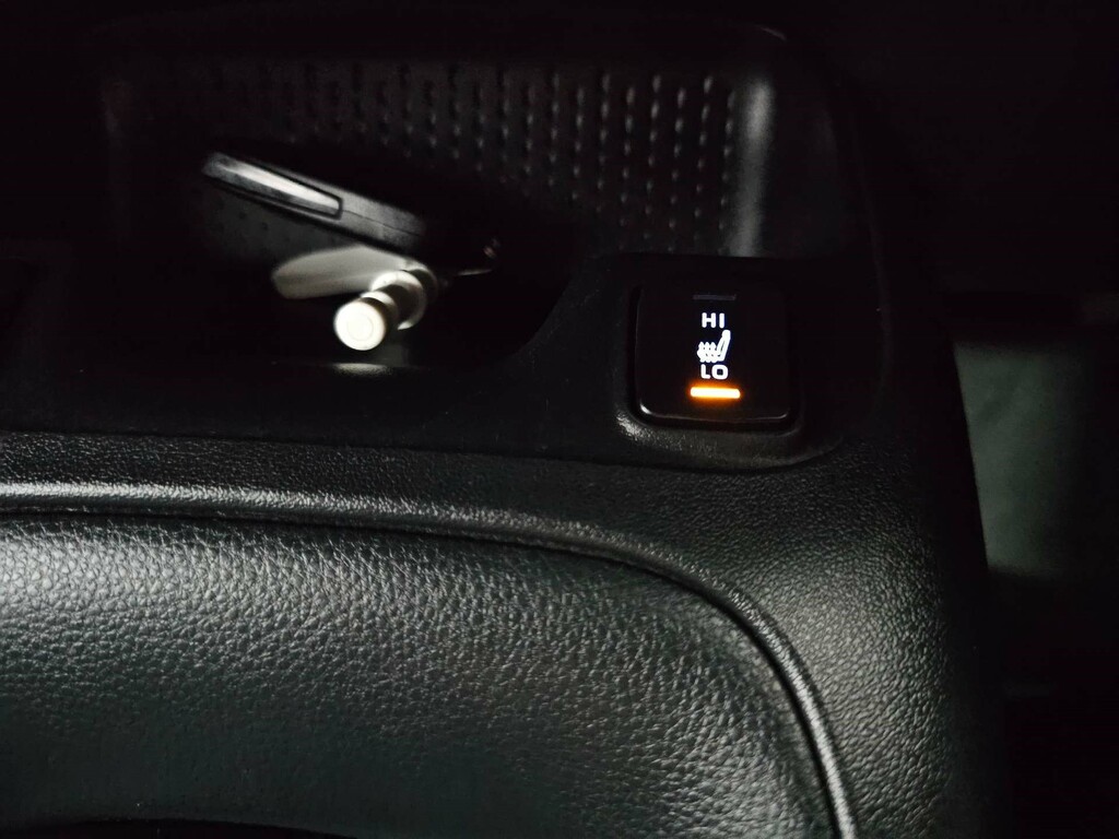 Toyota Corolla Corolla Design Hev Cvt Red #56