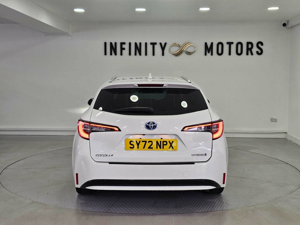 Toyota Corolla Corolla Design Hev Cvt Red #68