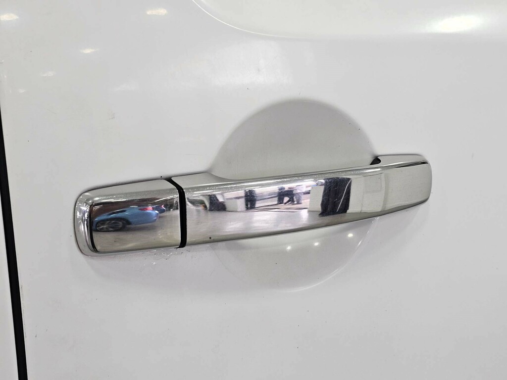 Nissan Navara Dci Tekna 4X4 Shr Dcb White #14