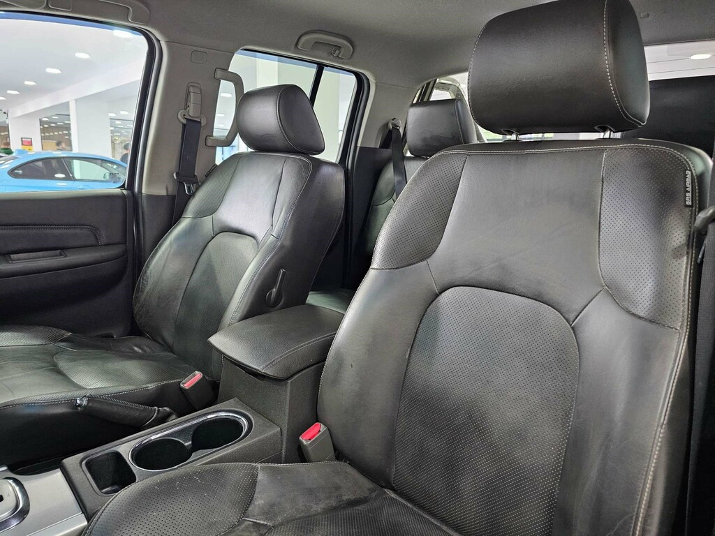 Nissan Navara Dci Tekna 4X4 Shr Dcb White #39
