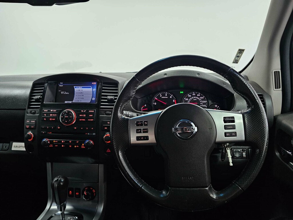 Nissan Navara Dci Tekna 4X4 Shr Dcb White #7