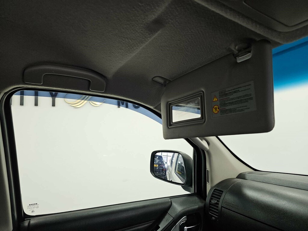 Nissan Navara Dci Tekna 4X4 Shr Dcb White #21