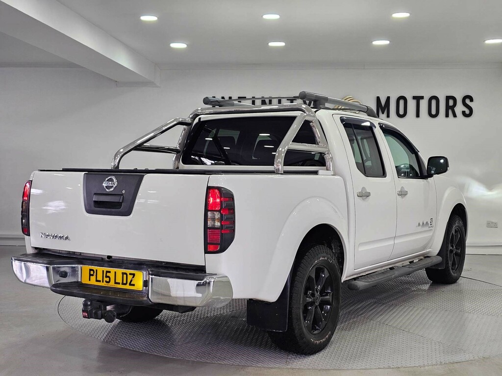 Nissan Navara Dci Tekna 4X4 Shr Dcb White #41