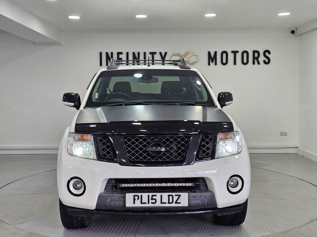 Nissan Navara Dci Tekna 4X4 Shr Dcb White #50