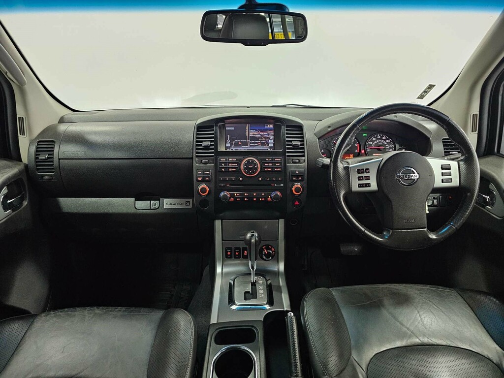 Nissan Navara Salomon Dci 4Wd White #6