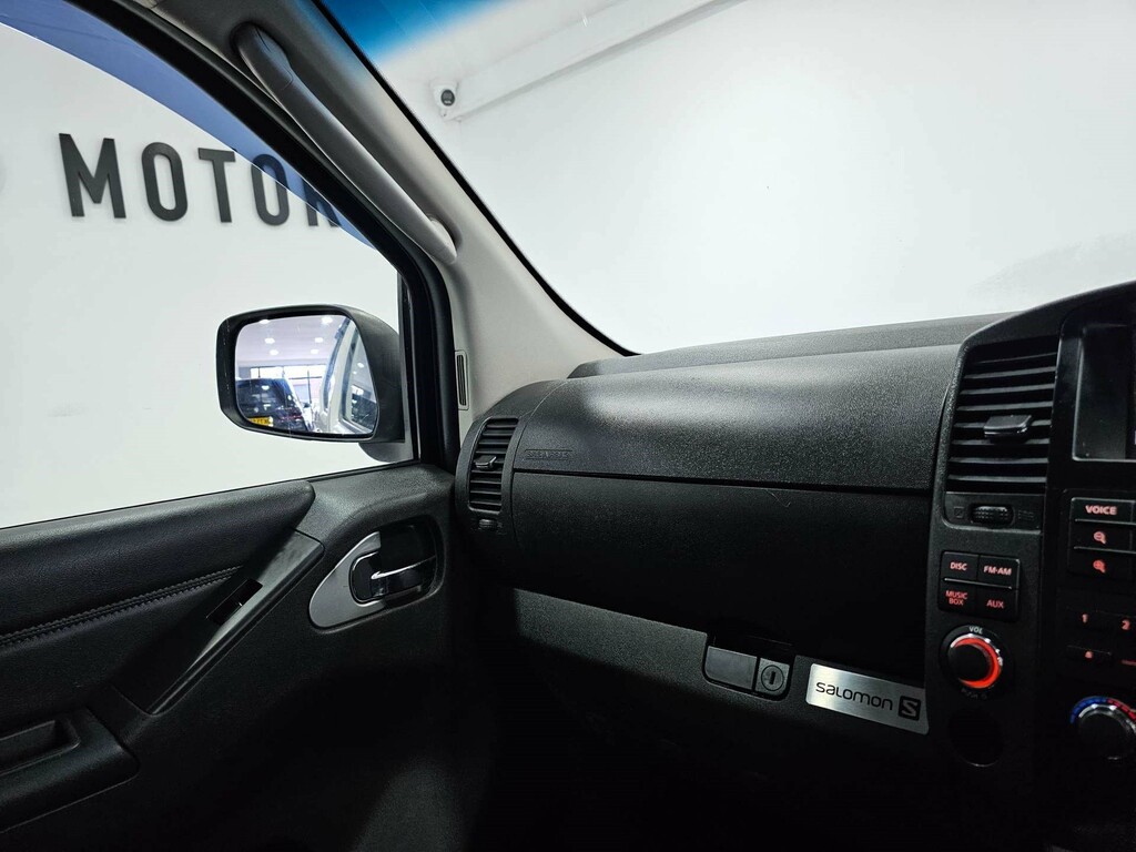 Nissan Navara Dci Tekna 4X4 Shr Dcb White #11