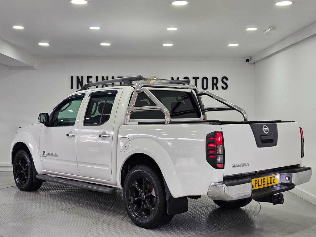Nissan Navara Salomon Dci 4Wd White #5