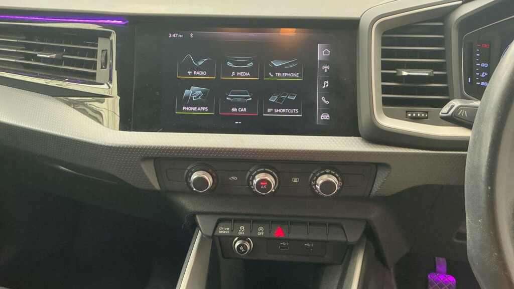 Audi A1 Audi Sportback 30 Tfsi S Line Green #11