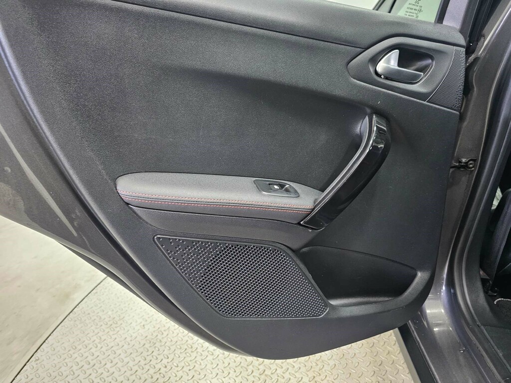 Peugeot 2008 Grey #75