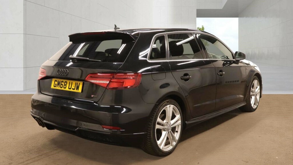Audi A3 Sportback 35 Tfsi S Line GM68UJW #4