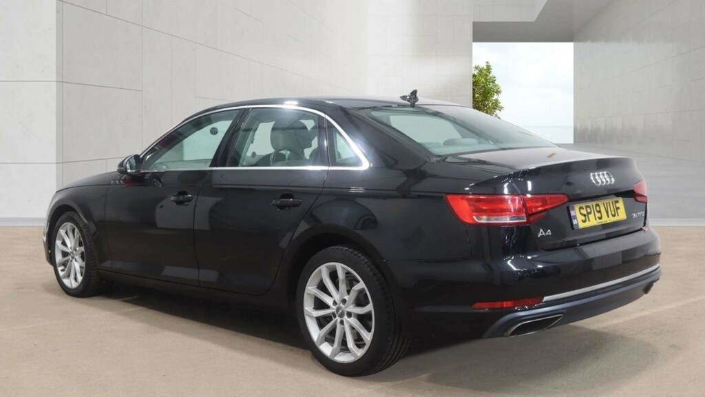 Audi A4 Sport 35 Tfsi  #3