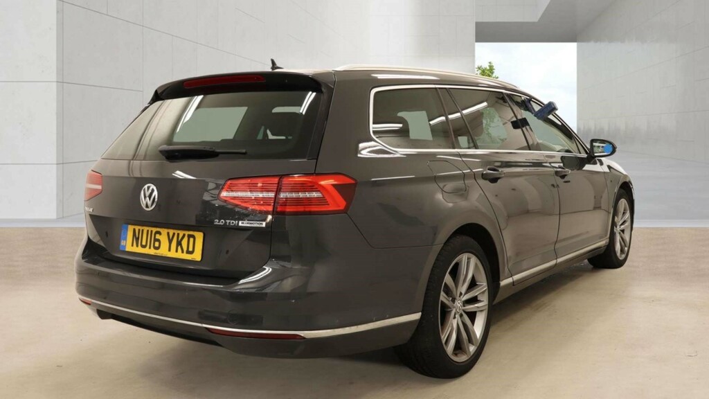 Volkswagen Passat Gt Tdi Bluemotion Technology  #4