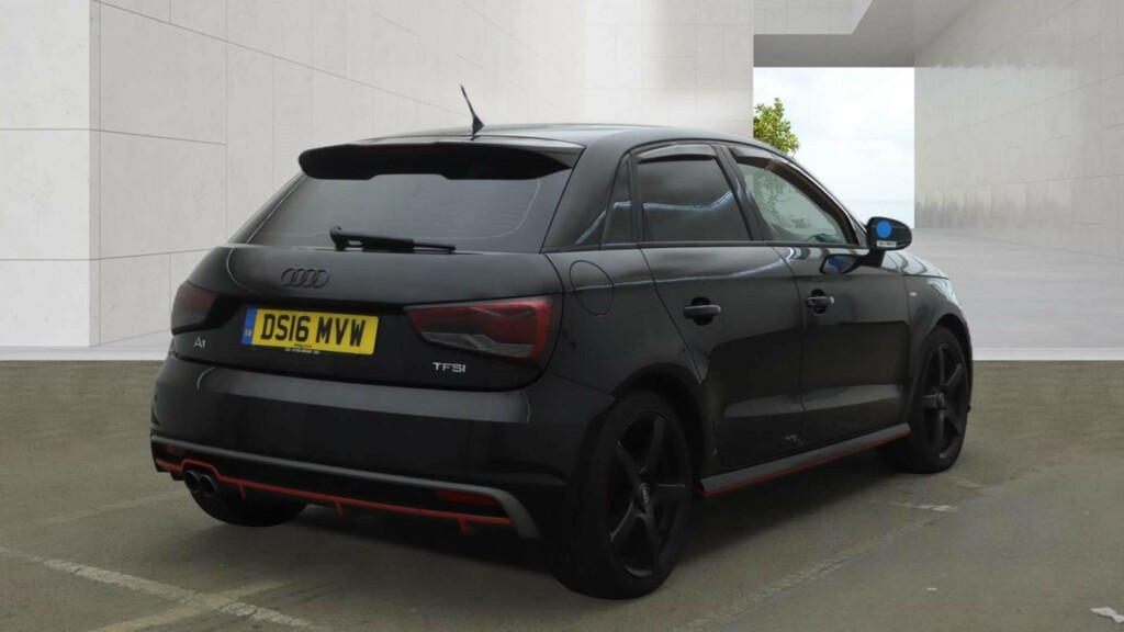 Audi A1 Sportback Tfsi S Line  #4