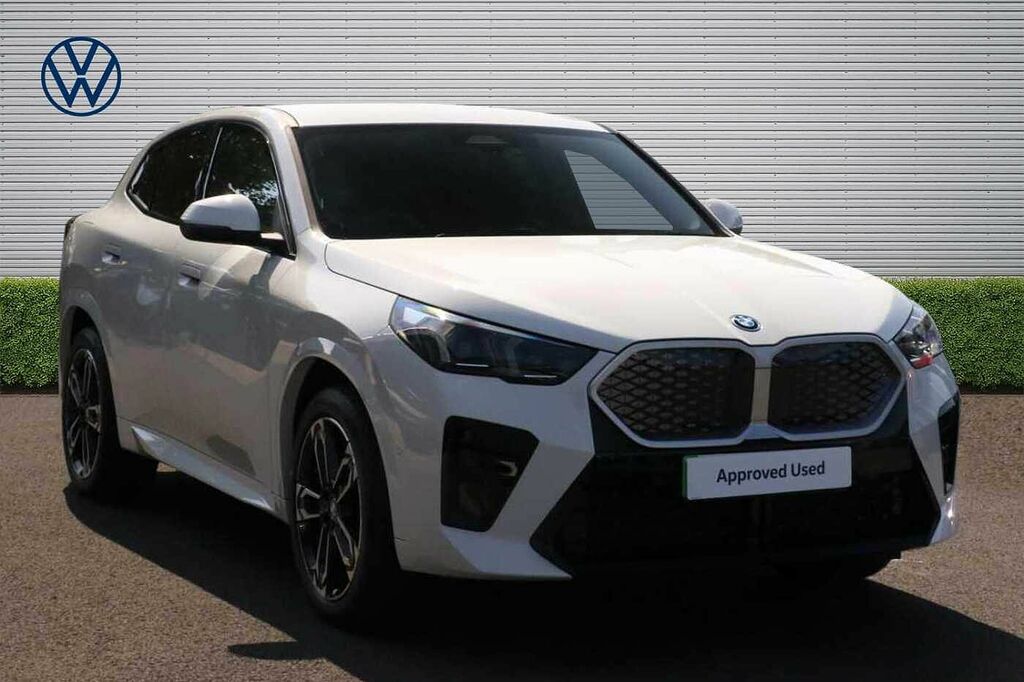 BMW iX2 150Kw Edrive20 M Sport 65Kwh SD26VXK White