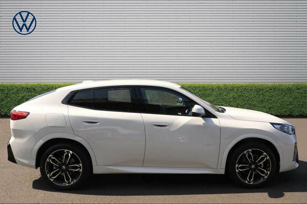BMW iX2 150Kw Edrive20 M Sport 65Kwh SD26VXK White #4
