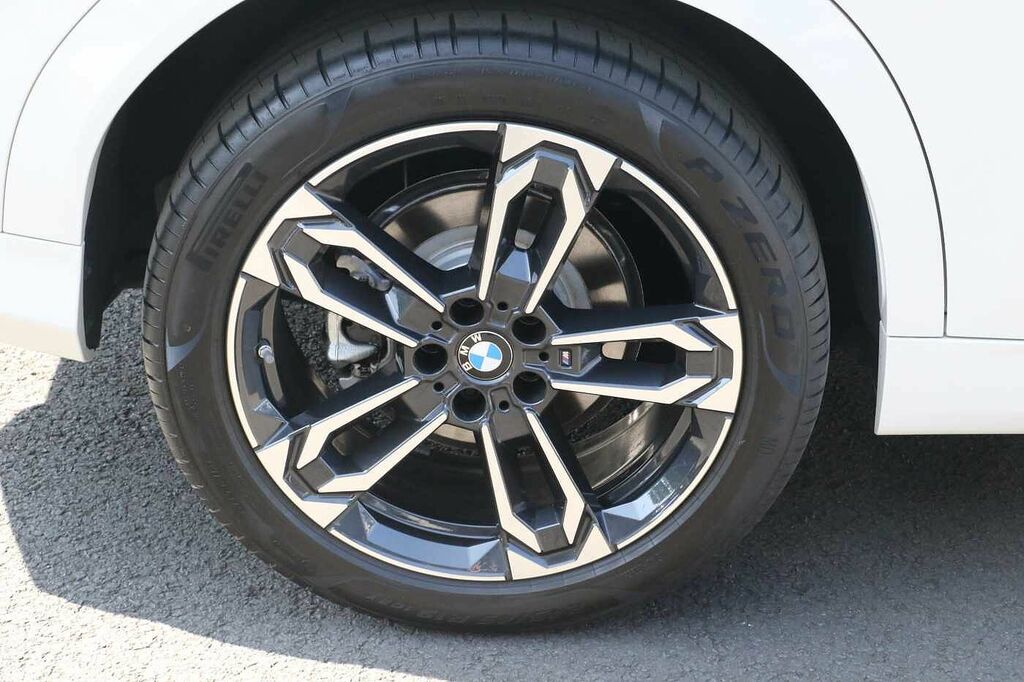 BMW iX2 150Kw Edrive20 M Sport 65Kwh SD26VXK White #5