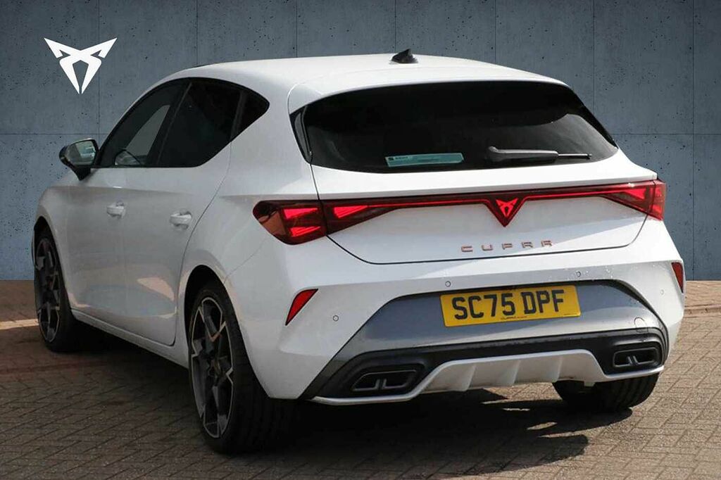 Cupra Leon 1.5 Etsi 150 V2 Dsg SC75DPF White #3