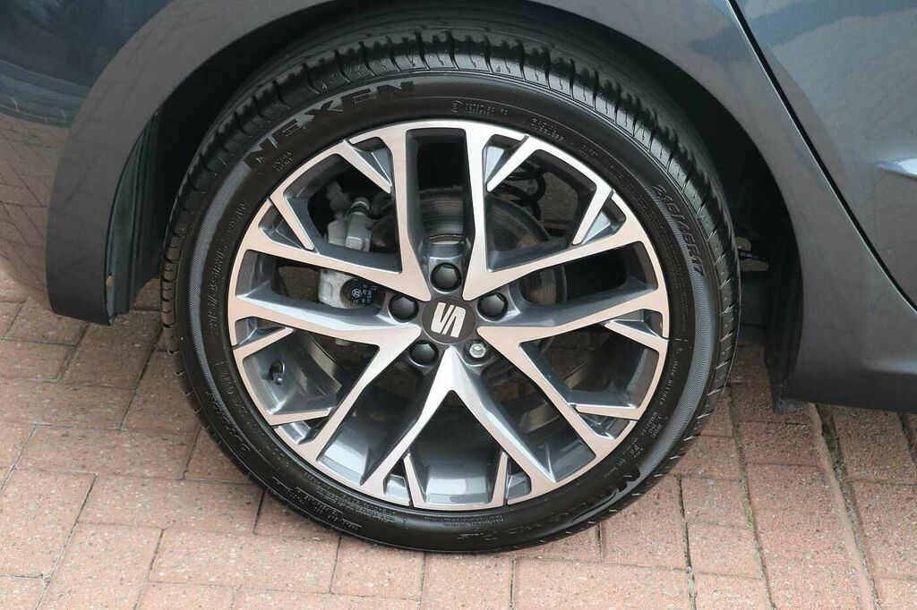 Seat Ibiza 1.0 Tsi 110 Xcellence Dsg Grey #5