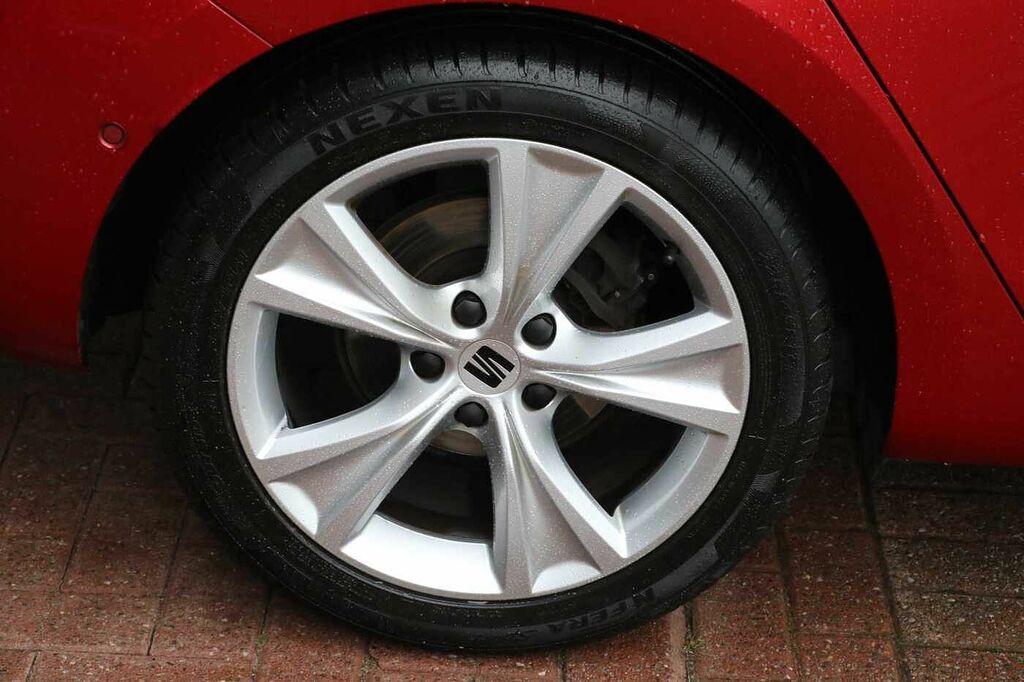 Seat Leon Tsi Evo Fr Red #5