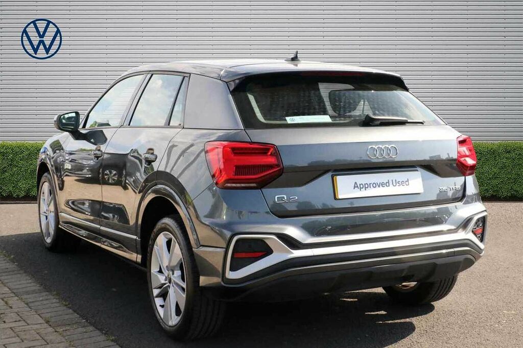 Audi Q2 Tfsi S Line Blue #3