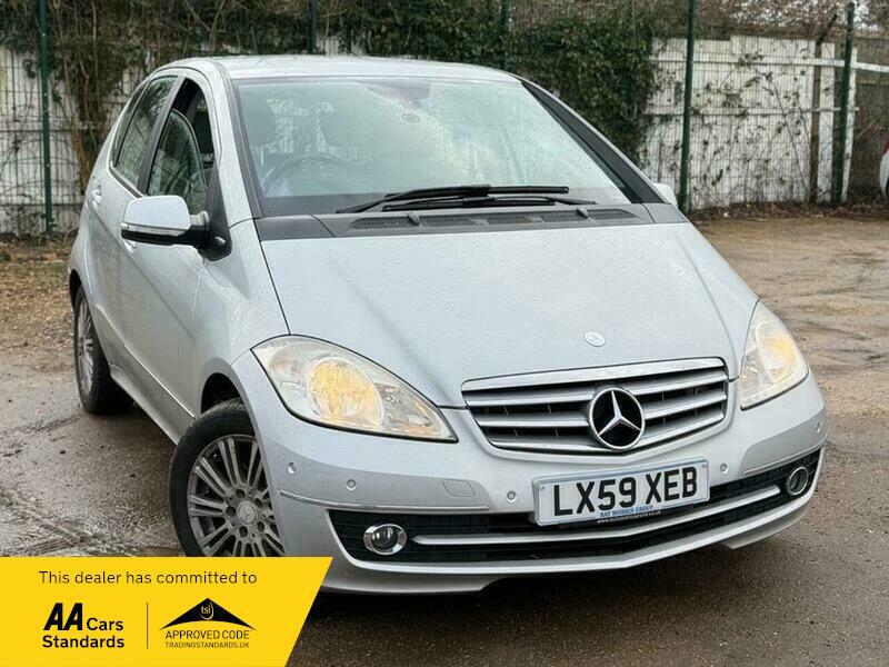 Mercedes-Benz A Class 1.5 A160 Elegance Se Silver
