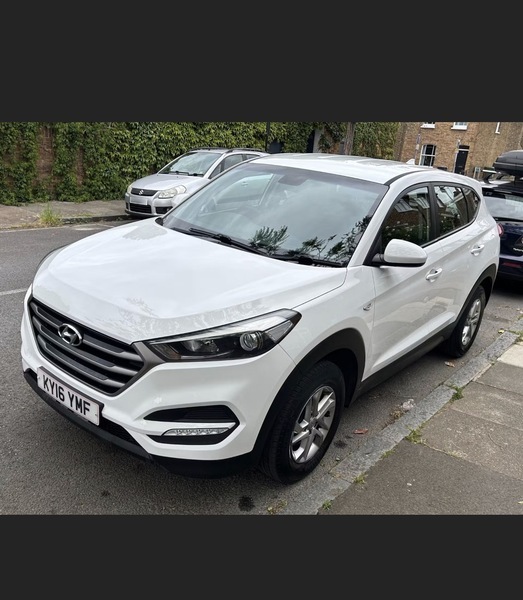 Hyundai Tucson 1.6 Gdi Blue Drive KY16YMF White #3