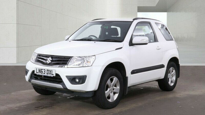 Suzuki Grand Vitara 1.6 Vvt Sz3 Suv White #2