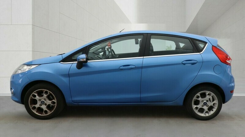 Ford Fiesta 1.4 Zetec Hatchback YP61JGY Blue #4