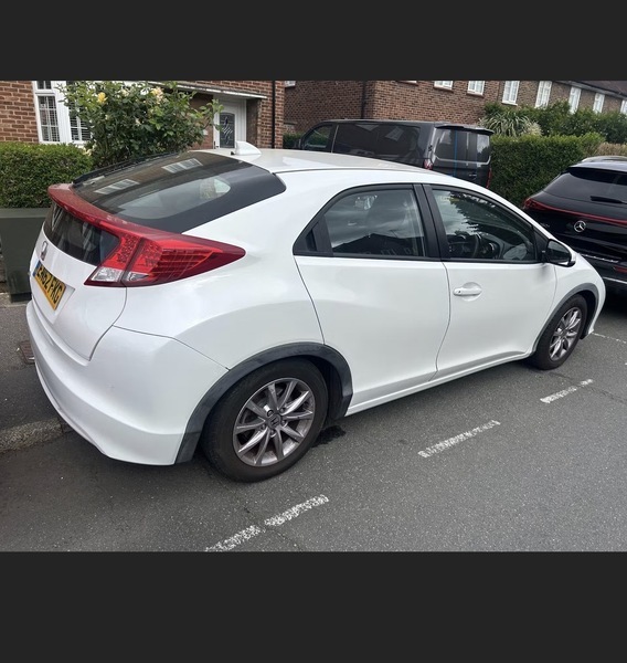 Honda Civic 1.4 I-vtec Se Hatchback White #4