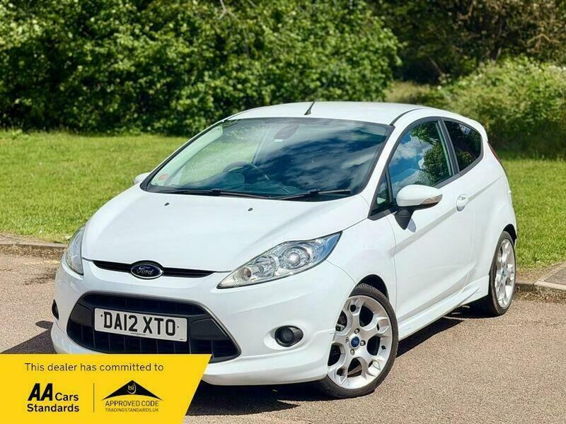 Ford Fiesta 1.6 Zetec S Hatchback White #4