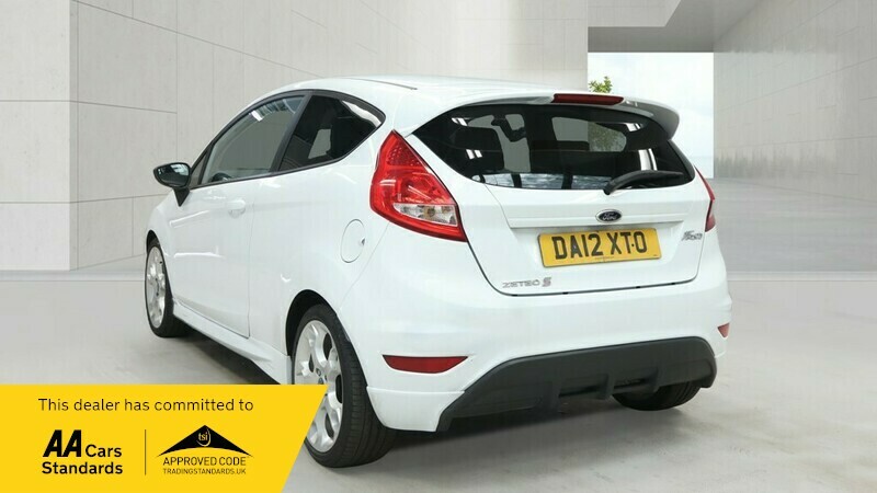 Ford Fiesta 1.6 Zetec S Hatchback White #3