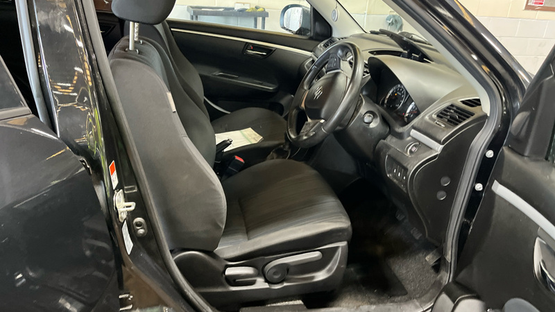 Suzuki Swift Hatchback Grey #10