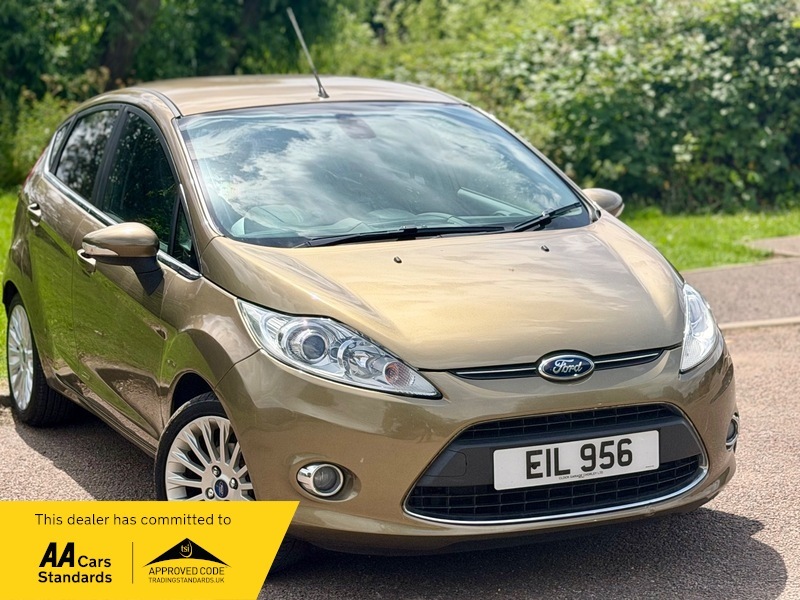 Ford Fiesta 1.4 Titanium Hatchback EIL956 Brown #4