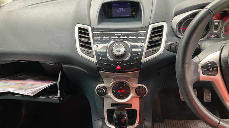 Ford Fiesta 1.4 Titanium Grey #9