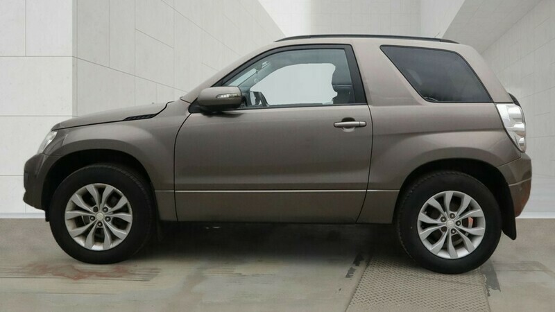 Suzuki Grand Vitara 1.6 Vvt Sz4 Suv Brown #3