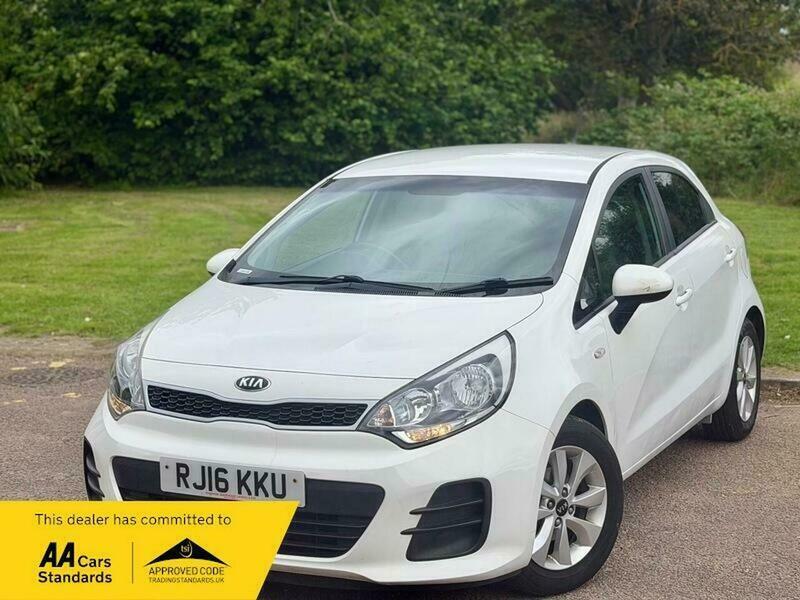 Kia RIO 1.25 Sr7 Hatchback White