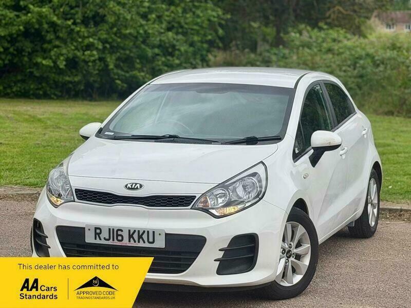 Kia RIO 1.25 Sr7 Hatchback White #5