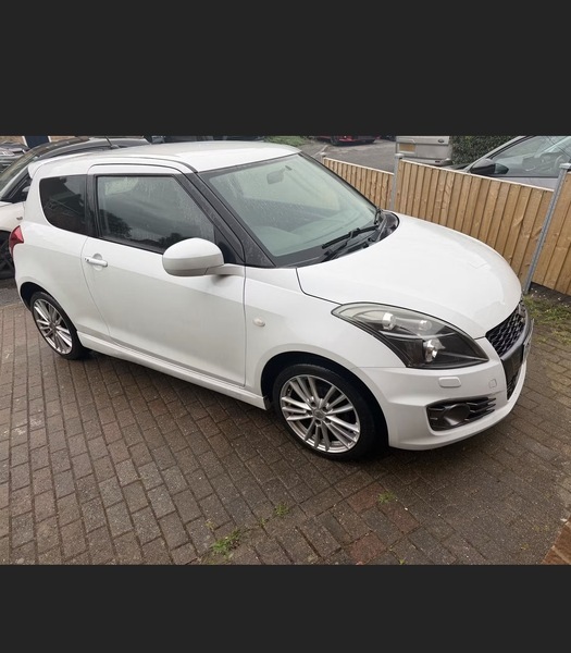 Suzuki Swift 1.6 Sport Hatchback White #2