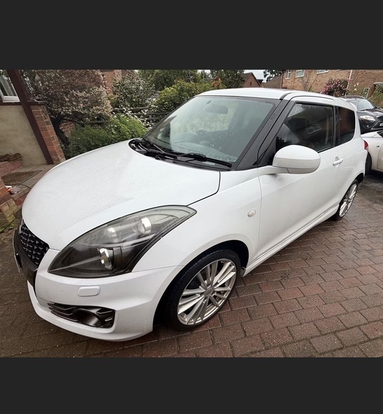 Suzuki Swift 1.6 Sport Hatchback White
