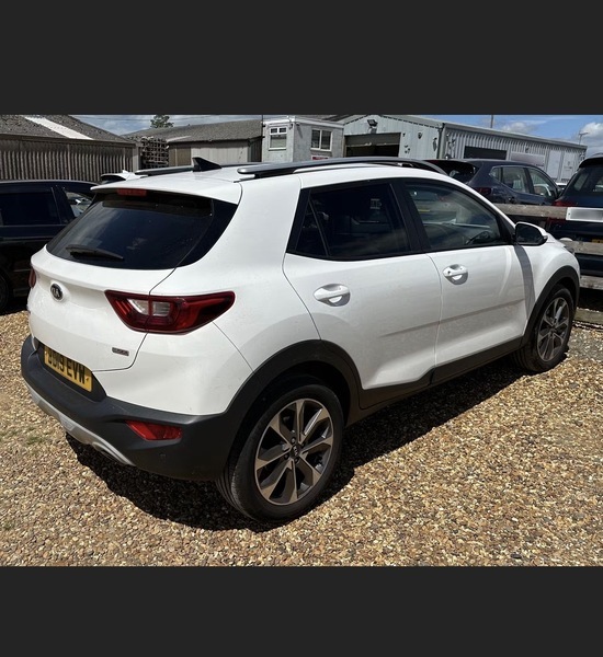 Kia Stonic 1.0 T-gdi 3 Suv White #3