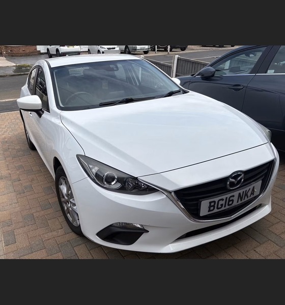 Mazda 3 1.5 Skyactiv-g Se Hatchback White #2