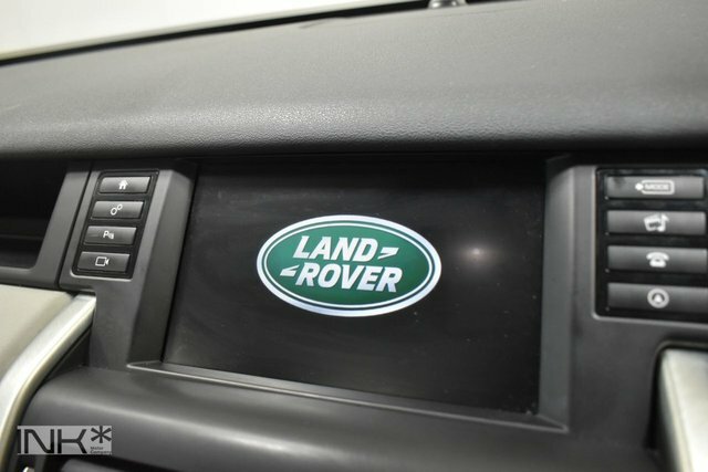 Land Rover Discovery Sport Suv White #41
