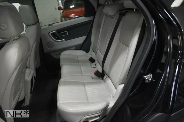 Land Rover Discovery Sport Suv White #16