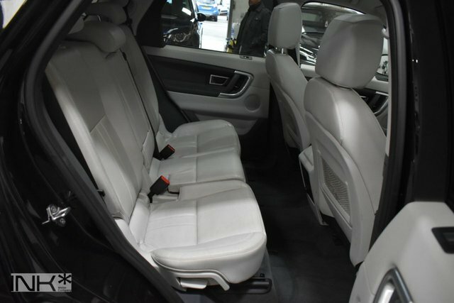 Land Rover Discovery Sport Suv White #20