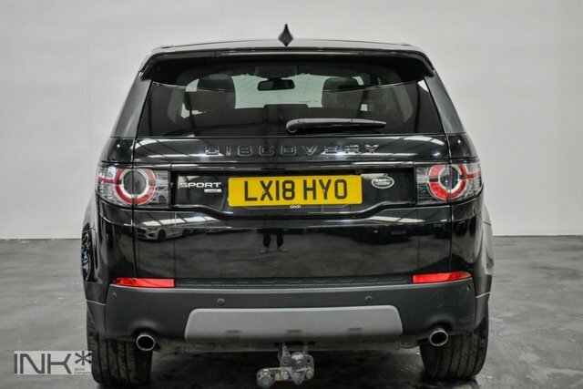 Land Rover Discovery Sport Suv White #7