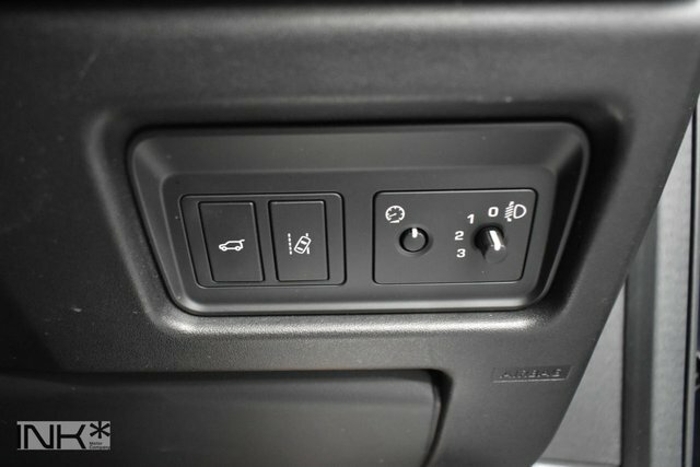 Land Rover Discovery Sport 2L Hse Luxury Black #29