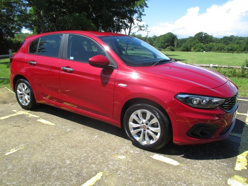 Fiat Tipo Easy Plus Red #2