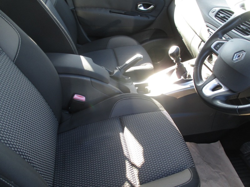 Renault Scenic XMOD Dynamique Beige #20