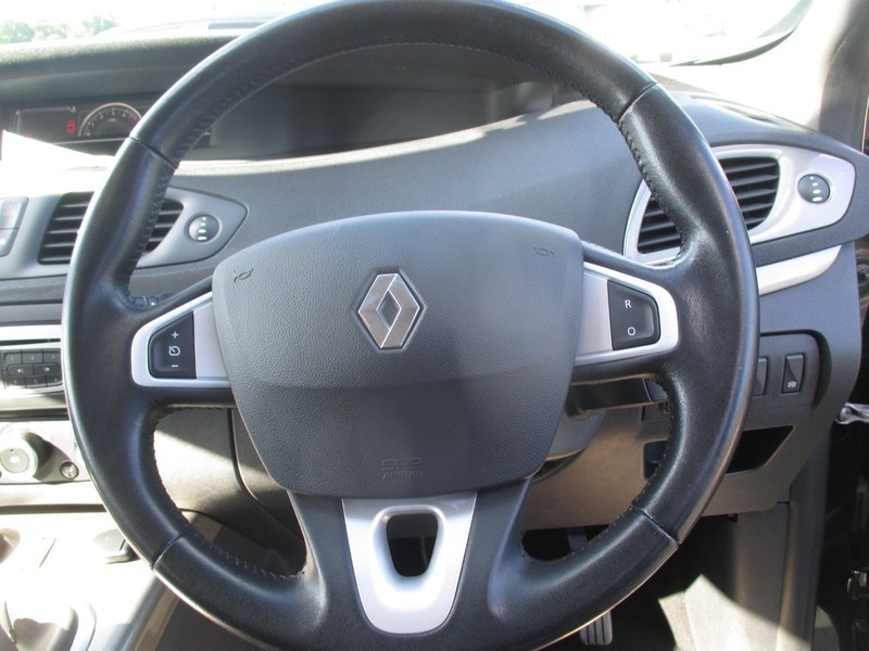 Renault Scenic XMOD Dynamique Beige #33